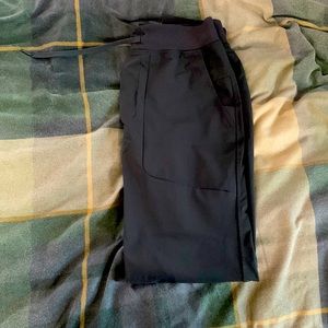 Lululemon sweatpants men’s small black